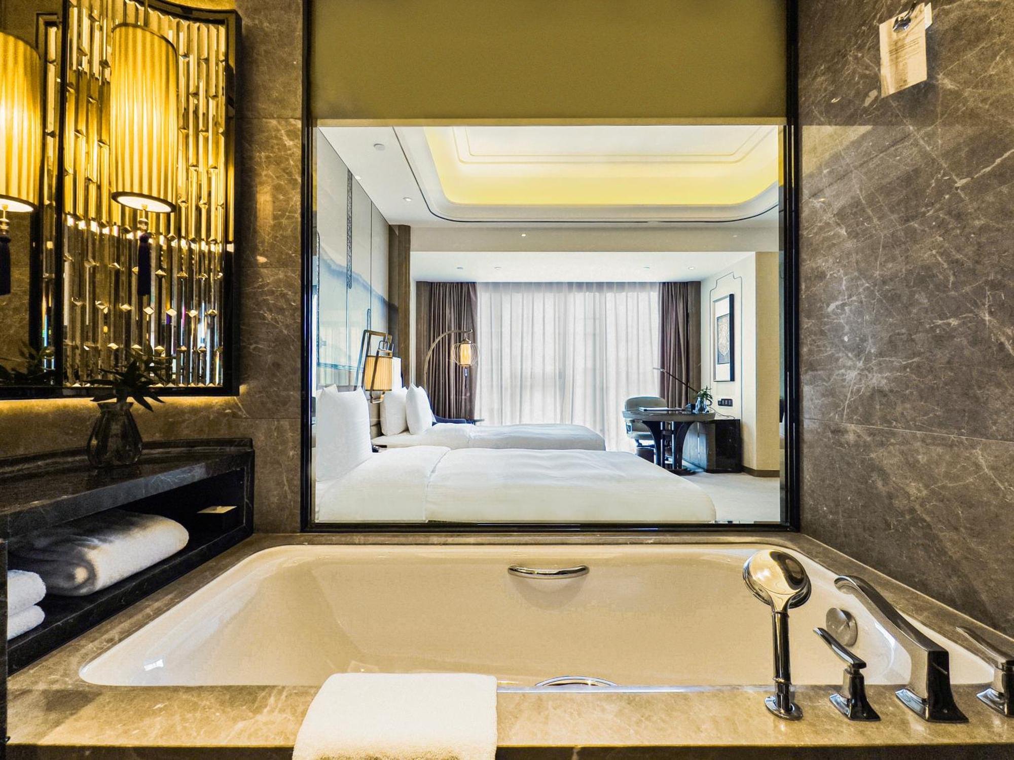 Wanda Vista Kunming Hotell Exteriör bild